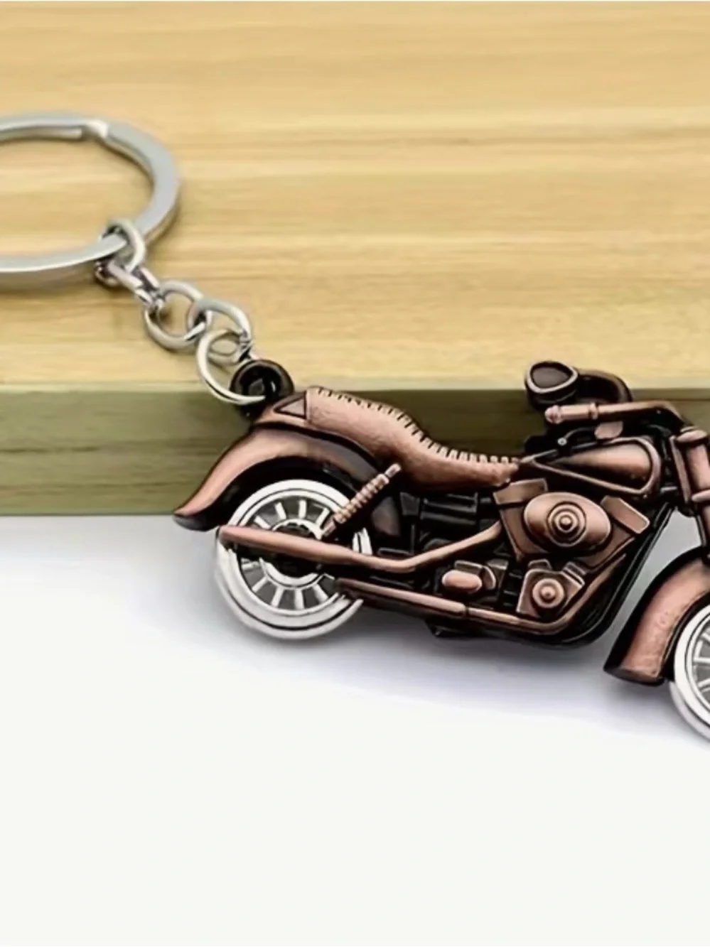 Vintage 3D Metal Motorcycle Keychain - Retro Bronze-Toned Biker Gift New